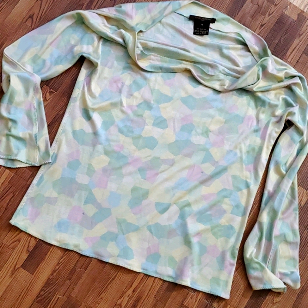 Louis Vuitton top
